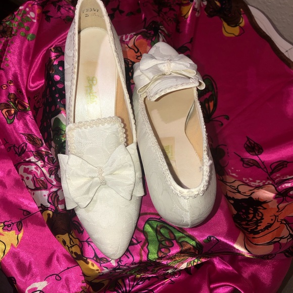 Vintage 90s kitten heel - Picture 8 of 8